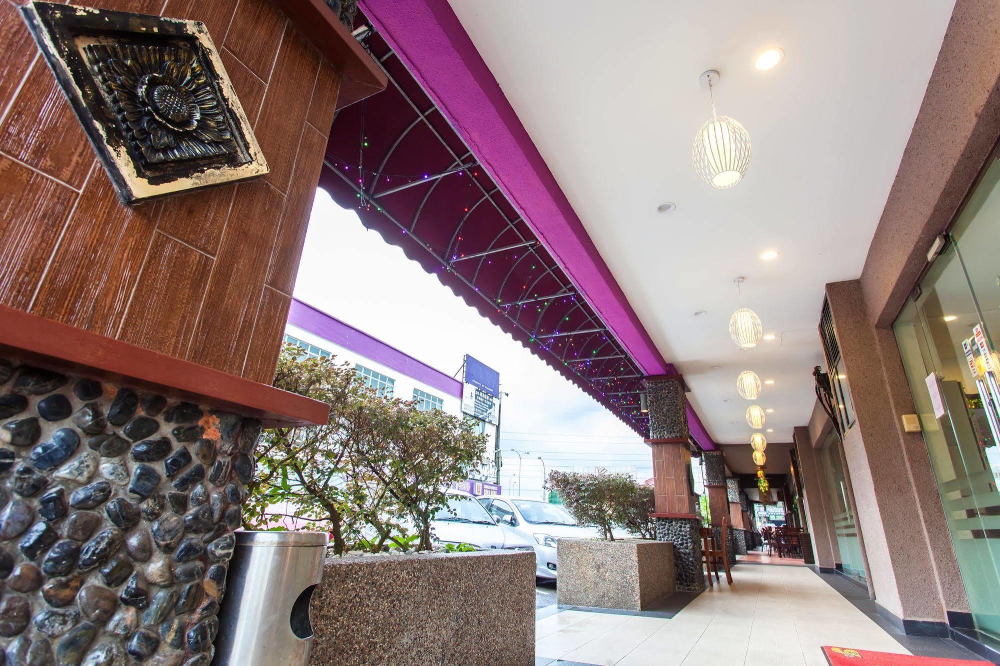 Lavender Inn Nusa Bestari Джохор-Бару Экстерьер фото
